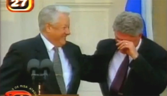 Clinton is laughing at Yelstin's comment to a media. [Photo: AMDERBO1 Youtube's account]