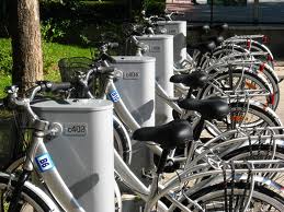 Bicicletas de préstamo. Universidad de Granada. Foto: ecomovilidad.net