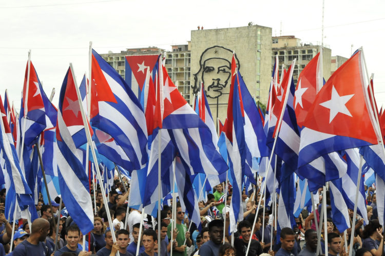 Celebración del día de los trabajadores en Cuba en 2014 [Wikipedia]