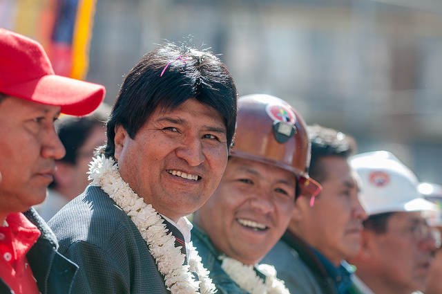 Evo Morales en una marcha del sindicato Central Obrera Bolivariana [Foto: Eneas de Troya vía Flickr].