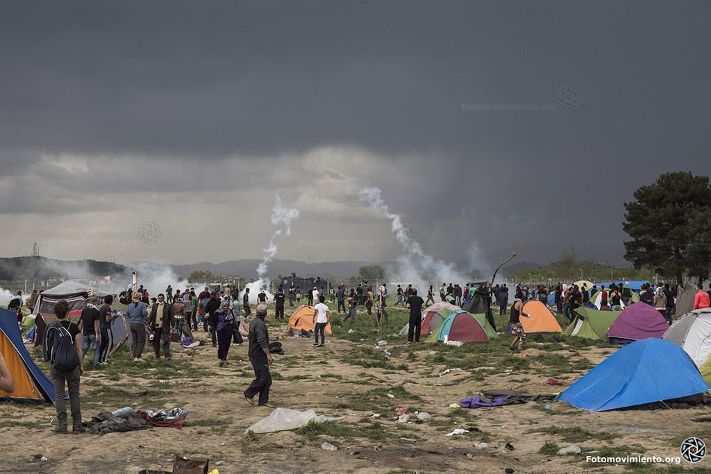 Campo de refugiados de Idomeni, Grecia. La política de no aceptación de refugiados es uno de los pilares discursivos de estos partidos [Fotomovimiento vía Flickr].