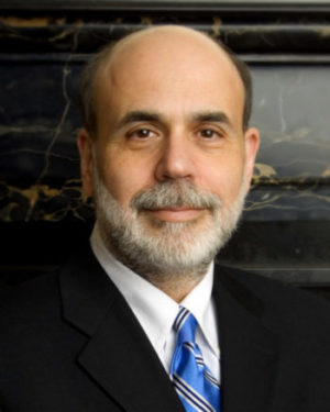 Ben Bernanke, gobernador de la Reserva Federal de EE.UU. (FED) entre 2006 y 2014 [Foto: United States Federal Reserve vía WikimediaCommons].