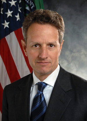 Timothy Geithner, Secretario del Tesoro de EE.UU. entre 2009 y 2013 [Foto: United States Treasury Department vía WikimediaCommons].